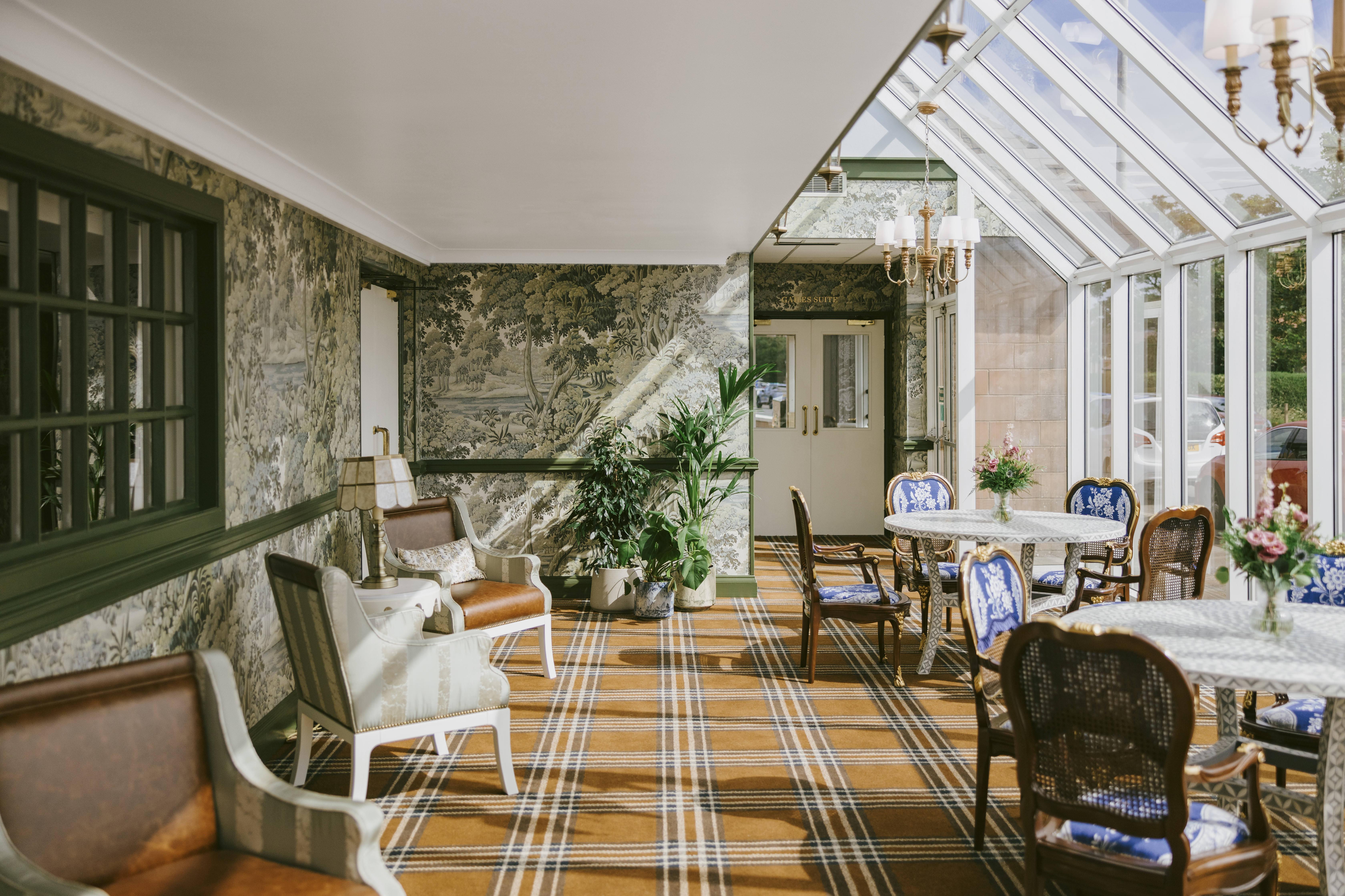 Отель Marine Трун Экстерьер фото The Orangery