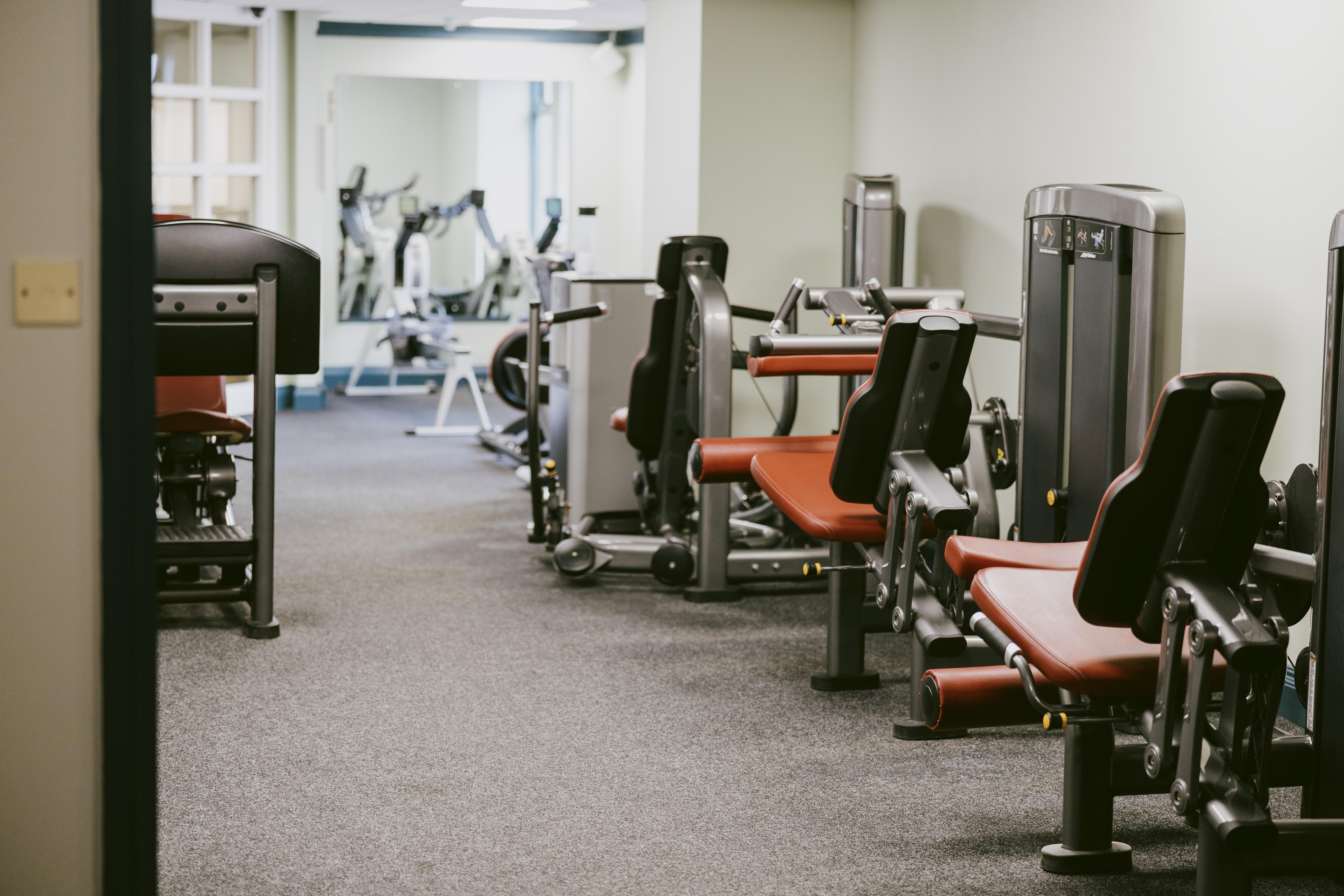 Отель Marine Трун Экстерьер фото The Fitness Center at the University of Michigan