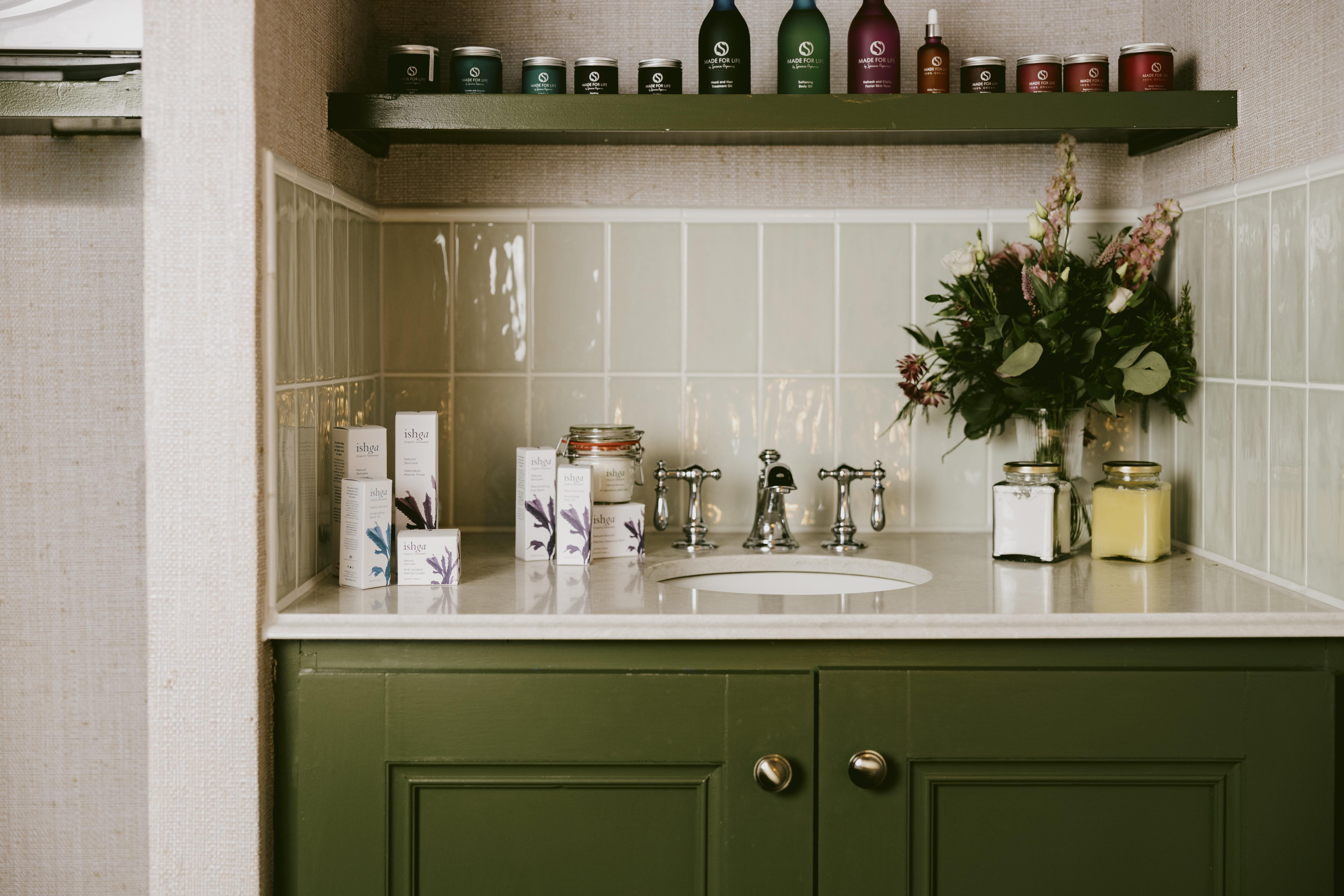 Отель Marine Трун Экстерьер фото The Tea Room at The Ivy, St John's Wood