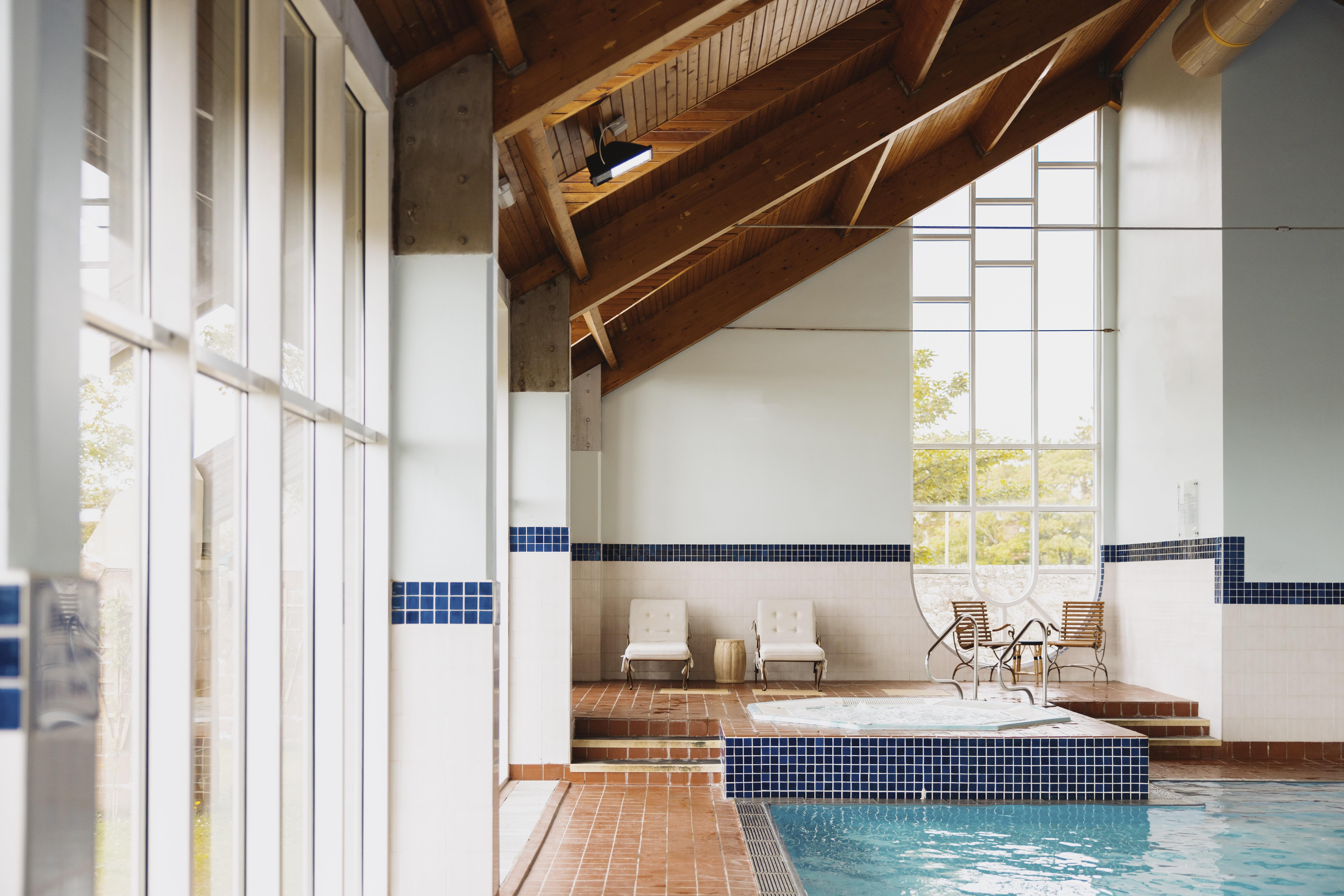 Отель Marine Трун Экстерьер фото The swimming pool at the National Nordic Centre