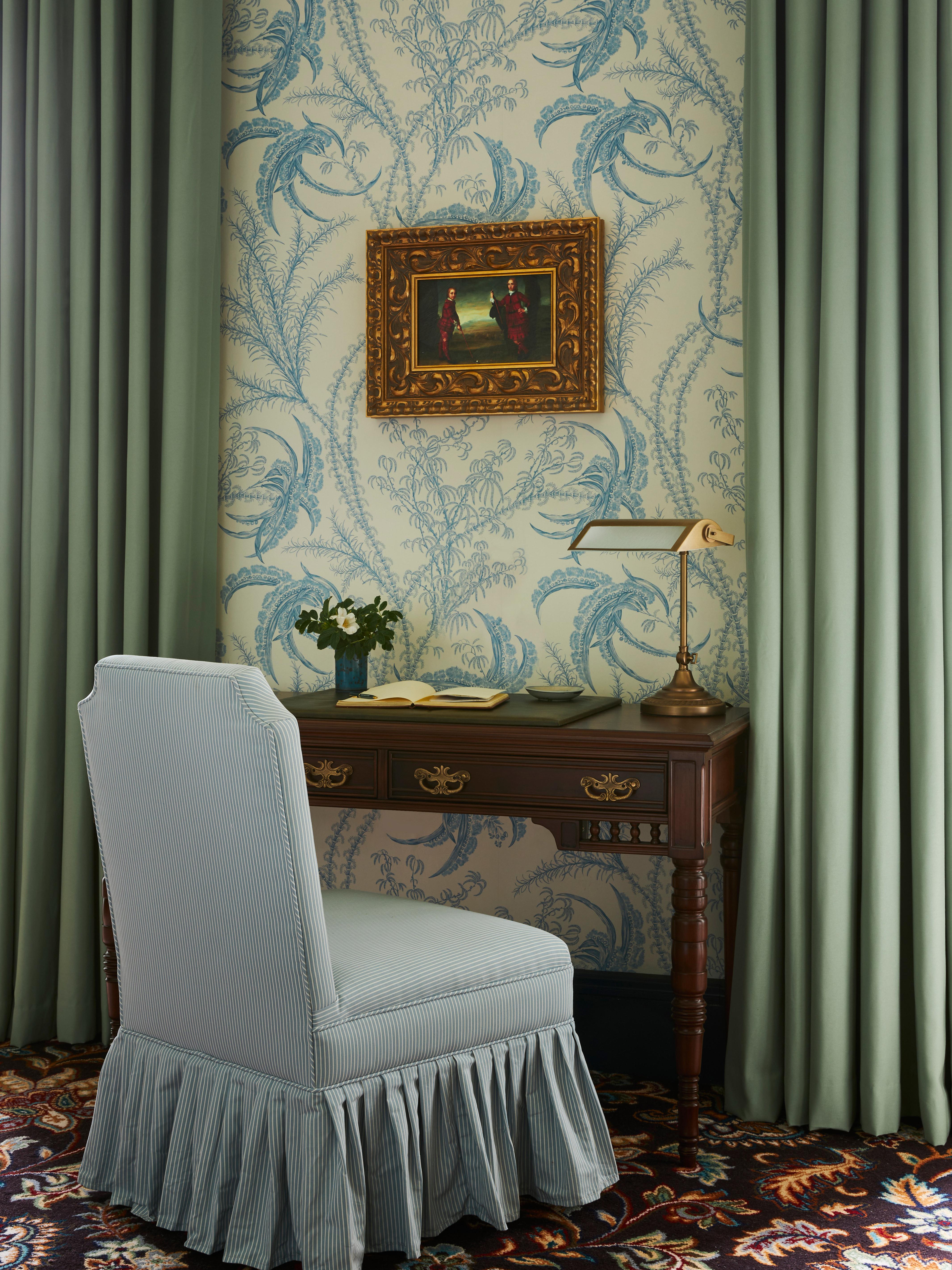Отель Marine Трун Экстерьер фото Curtains