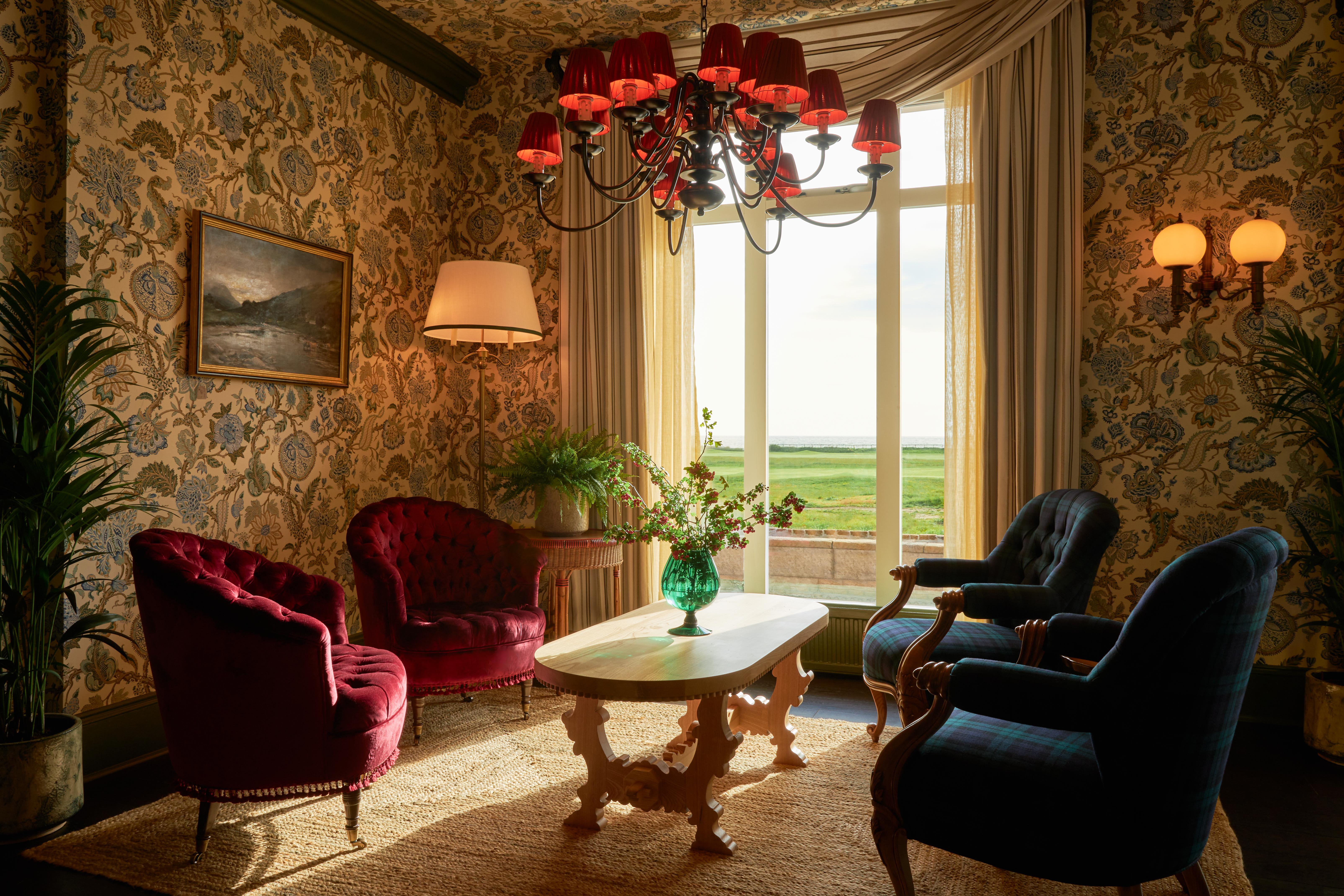 Отель Marine Трун Экстерьер фото Interior of the hotel
