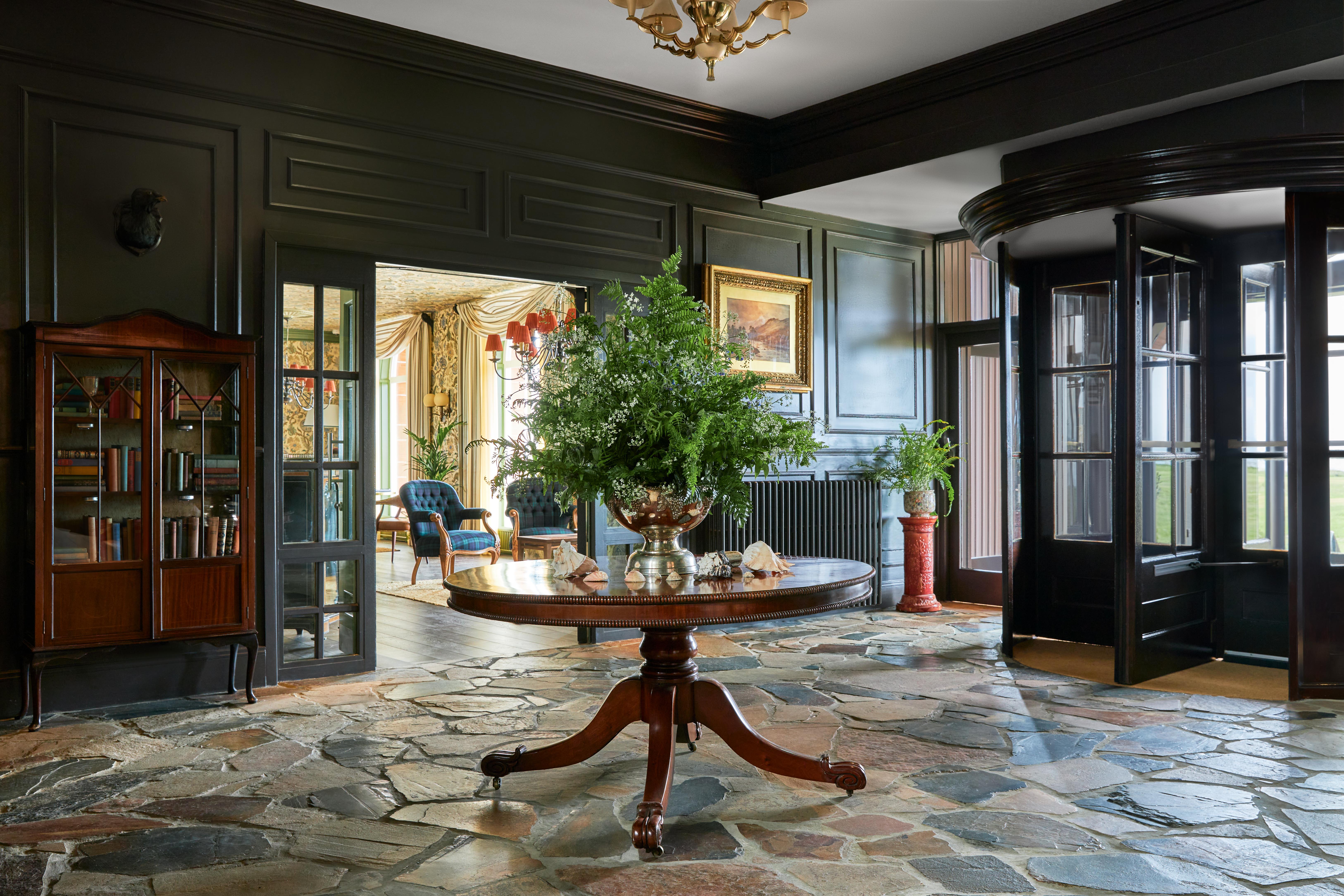 Отель Marine Трун Экстерьер фото The interior of the main house